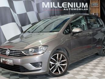  Voir détails -Volkswagen Golf Sportsvan 1.6 TDI 110CH BLUEMOTION à Royan (17)