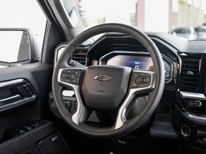 Chevrolet Silverado rst 5.3l tout compris hors homologation  Noir de 2023