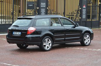  Voir détails -Subaru Outback BVA 2.5i GPL à Paris (75)