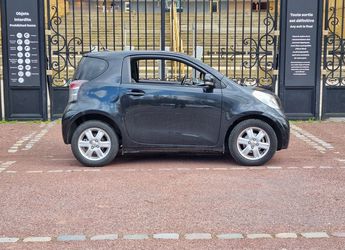  Voir détails -Toyota Iq 68 ch 2009 boite de vitesse à Paris (75)