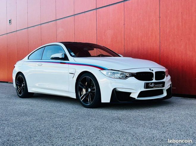 BMW M4 BMW_M4 Coup F82 3.0 431 ch PERFORMANCE  Blanc de 2015
