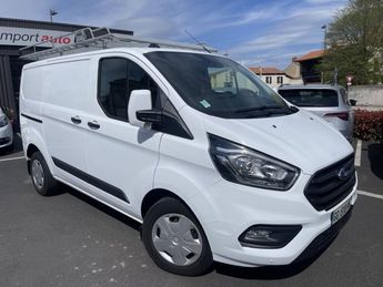  Voir détails -Ford Transit Custom Fg 2.0 ECOBLUE 130 AUTO TREND BUS à Issoire (63)