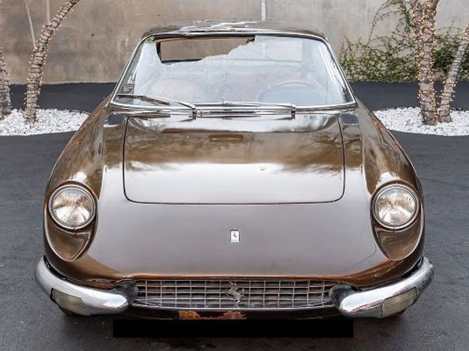 Ferrari 365 365GT 2+2  de 1970
