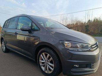  Voir détails -Volkswagen Touran 115ch Confort ST reversible à Seilhac (19)