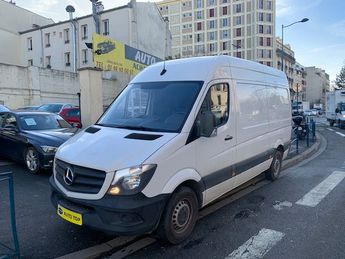  Voir détails -Mercedes Sprinter 211 CDI 33S 3T0 TRACTION à Pantin (93)