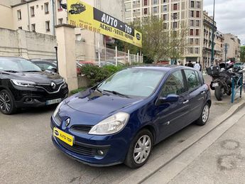  Voir détails -Renault Clio 1.4 16V 98CH CONFORT EXPRESSION 5P à Pantin (93)