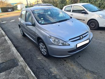  Voir détails -Peugeot 307 XS CONFORT1.6 110 CV à Coignires (78)