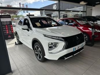  Voir détails -Mitsubishi Eclipse Cross (2) 2.4 MIVEC 188 PHEV TWIN MOTOR  à Saint-Vincent-de-Boisset (42)