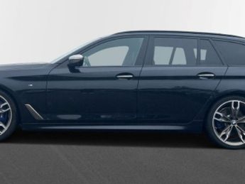  Voir détails -BMW Serie 5 Touring M550 d xDrive à Lanester (56)