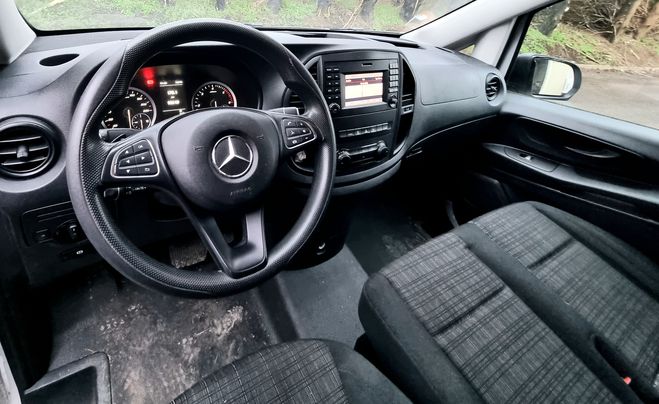 Mercedes Vito 2.2 cdi 143ch Blanc de 2020