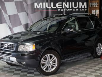  Voir détails -Volvo XC90 D5 AWD 200CH SUMMUM GEARTRONIC 7 PLACES à Royan (17)