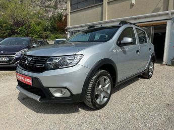  Voir détails -Dacia Sandero 1.0 SCE 75CH URBAN STEPWAY / 1 ERE MAIN  à Meylan (38)