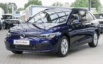  Voir détails -Volkswagen Golf 1.0 ETSI OPF 110CH LIFE DSG7 à Villenave-d'Ornon (33)