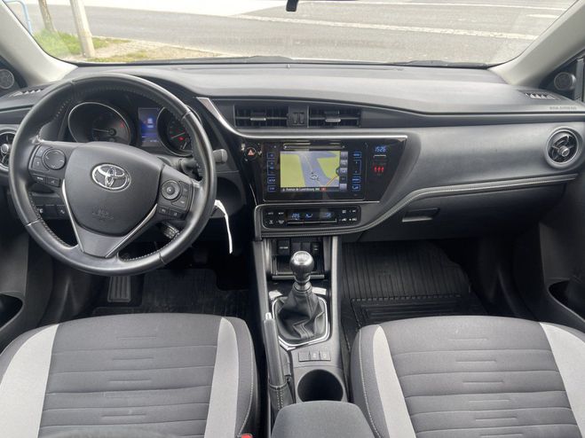 Toyota Auris 1.4 D4D - GARANTIE CONSTRUCTEUR Gris de 2019