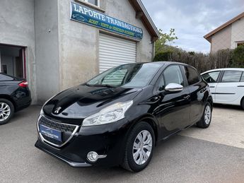  Voir détails -Peugeot 208 1.2 ESSENCE 82CH ACTIVE 5P à Saint-Nabord (88)