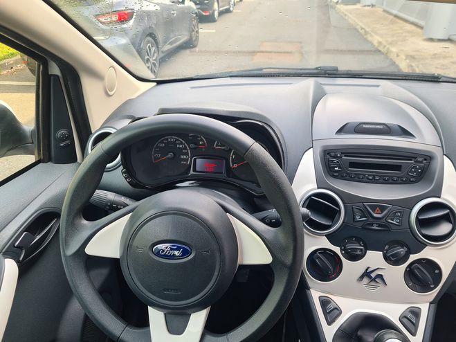 Ford KA 1.2 69 Blanc de 2015