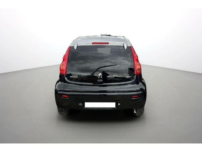 Peugeot 107 1.0e 12V 68  Black et Silver BVA Noire de 2011