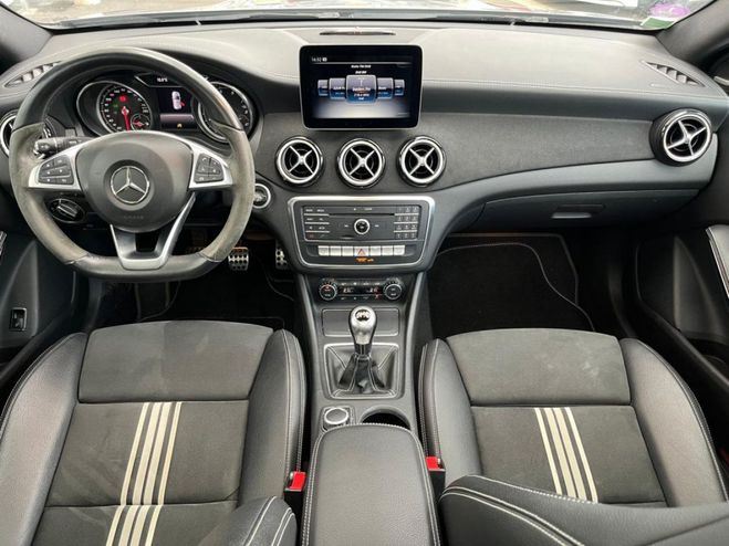 Mercedes Classe GLA 250 WhiteArt Edition 211cv (Toit Ouvrant Gris de 2018