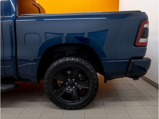 Dodge Ram sport night 12p 5.7l 4x4 tout compris ho Bleu de 2022