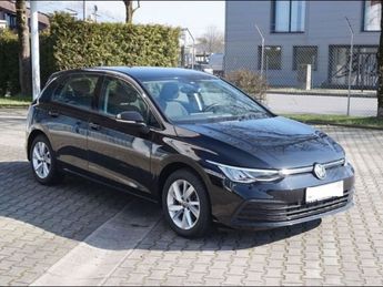  Voir détails -Volkswagen Golf VIII 1.5 TSI 150  BV6 Life 12/2020 à Saint-Patrice (37)
