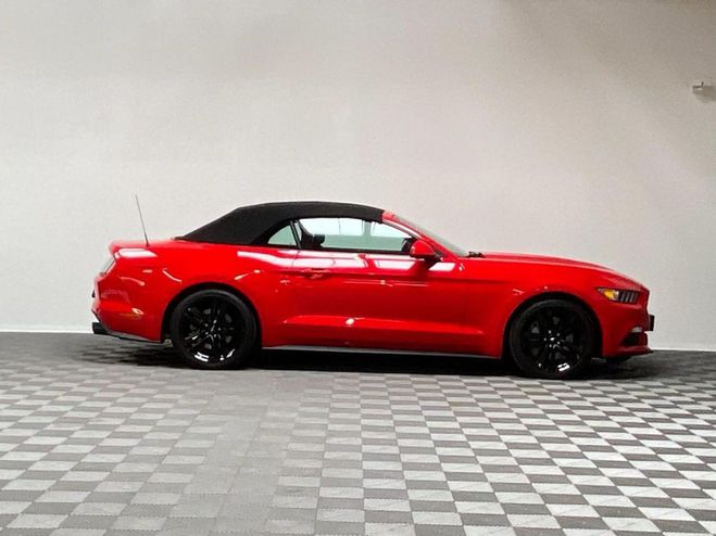 Ford Mustang 2.3 eco boost cabriolet Rouge de 2016