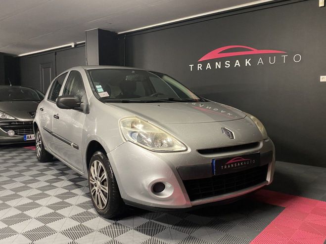 Renault Clio iii 1.2 16v 75 eco2 expression clim GRIS de 2011