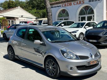  Voir détails -Renault Clio III 2.0 16V 200 Sport à Gassin (83)