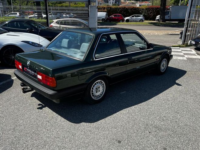BMW Serie 3 325 i COUPE E30 BVA ETAT IRREPROCHABLE E Vert de 1988