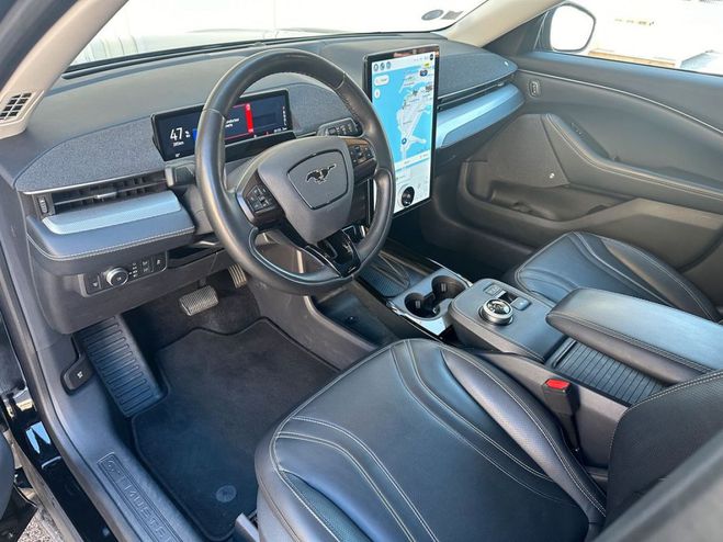 Ford Mustang Mach-E awd extended range 99 kwh 351 Noir de 2022