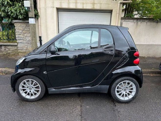 Smart Fortwo II (2) COUPE PASSION MHD 71ch SOFTOUCH d Noir de 2010