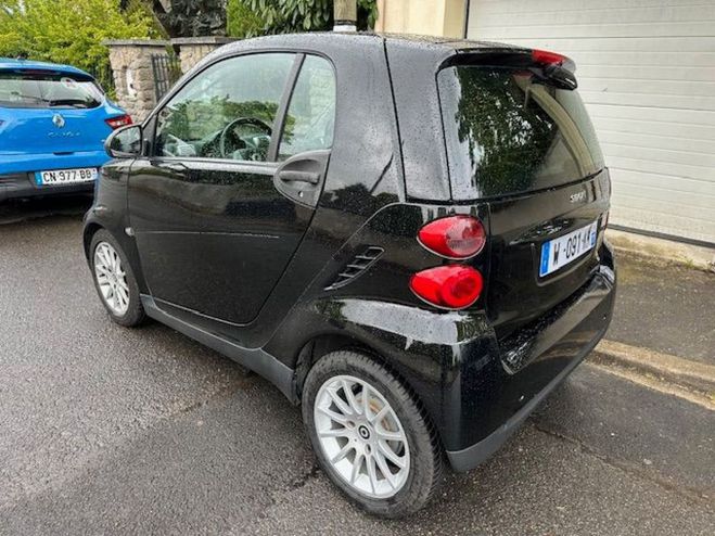 Smart Fortwo II (2) COUPE PASSION MHD 71ch SOFTOUCH d Noir de 2010