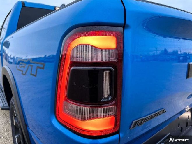 Dodge Ram rebel 12p 5.7l 4x4 tout compris hors hom Bleu de 2022