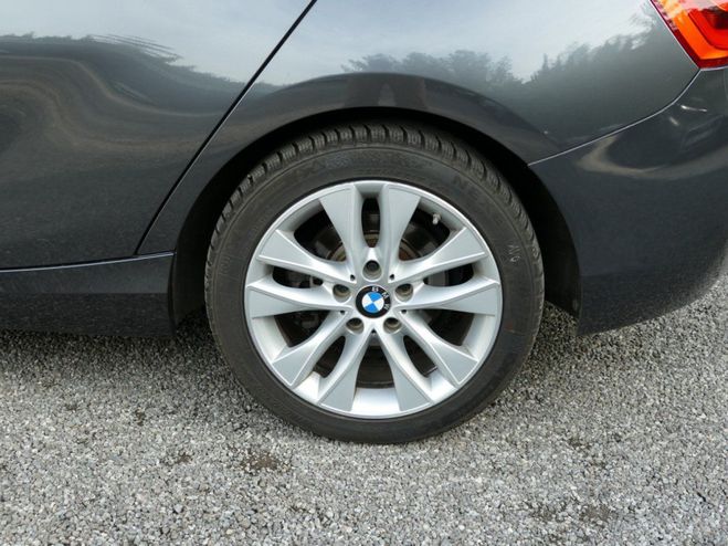 BMW Serie 1 SERIE F20 LCI 118 D 150 Ch BUSINESS DESI Gris de 2016