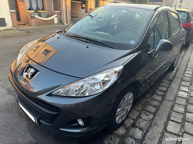 Peugeot 207 207+ 1,4i 75CH 1re main Gris de 2013