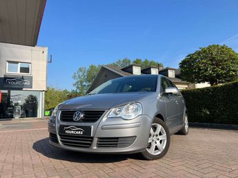  Voir détails -Volkswagen Polo 1.4i 16v United à Steenokkerzeel (18)
