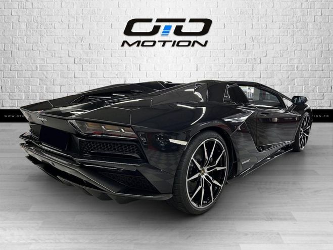 Lamborghini Aventador S Roadster 6.5 V12 740 Noir de 2019