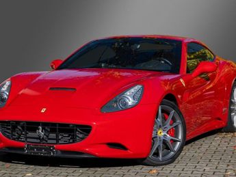  Voir détails -Ferrari California 4.3 V8 460 ch à Vieux-Charmont (25)