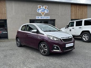  Voir détails -Peugeot 108 1.2 VTi Allure 3p à Serres-Castet (64)