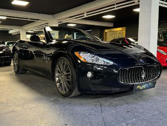  Voir détails -Maserati Grancabrio 4.7 V8 BVA 440ch à Mougins (06)