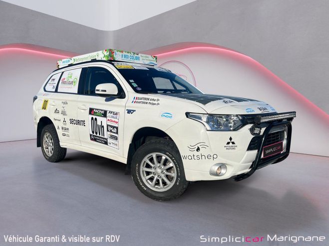 Mitsubishi Outlander PHEV *UNIQUE* SUIVI CONCESSION PANNEAUX  Blanc de 2015