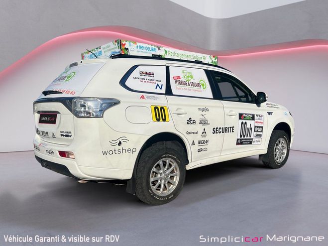 Mitsubishi Outlander PHEV *UNIQUE* SUIVI CONCESSION PANNEAUX  Blanc de 2015
