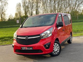  Voir détails -Opel Vivaro COMBI 1.6 CDTI BITURBO 125CH L1H1 TOURER à  La Chapelle-d'Armentires (59)