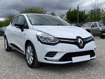  Voir détails -Renault Clio 1.2 16V Limited à Roncq (59)