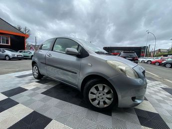 Voir détails -Toyota Yaris 69 VVT-I 3P à Morsang-sur-Orge (91)