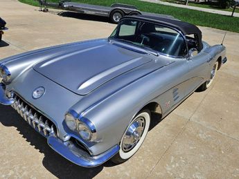  Voir détails -Chevrolet Corvette C1 sylc export à  Le Havre (76)