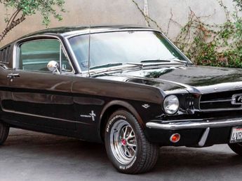  Voir détails -Ford Mustang FASTBACK SYLC EXPORT à  Le Havre (76)