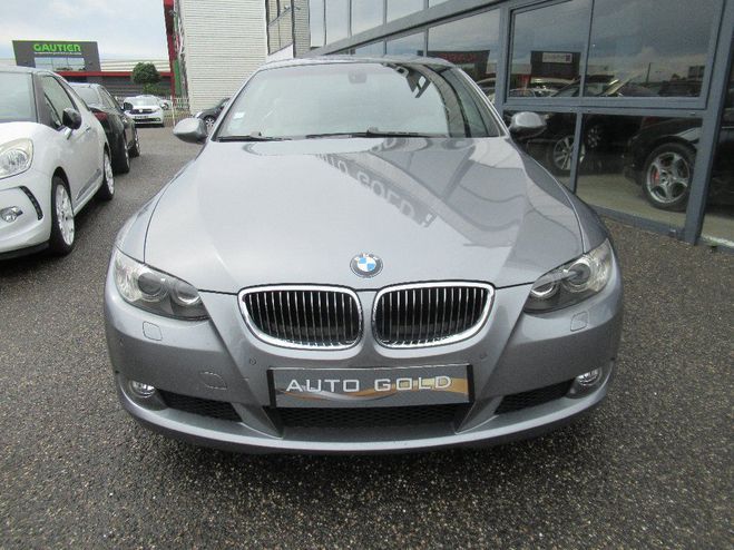 BMW Serie 3 CAB E93 325i Luxe A Grise de 2007