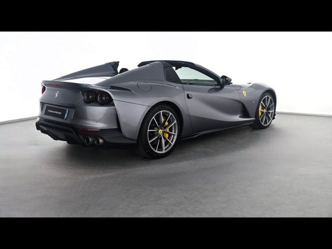 Ferrari 812 Superfast GTS Gris de 2021