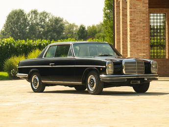  Voir détails -Mercedes 250  à Saint-Marcel-de-Flines (42)