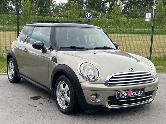 Mini Cooper D 110CH PACK CHILI / TOIT OUVRANT / OR de 2008